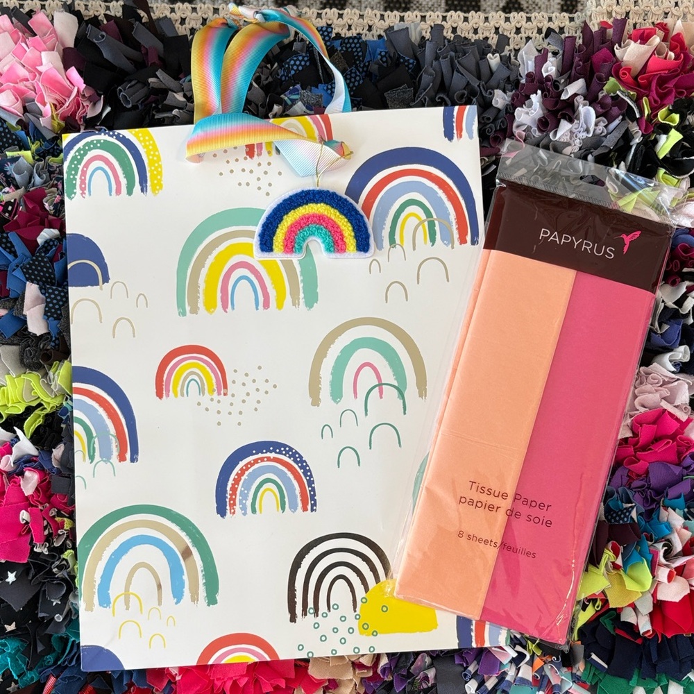 🆕Papyrus Rainbow Gift Bag And Tissue Paper Bundle